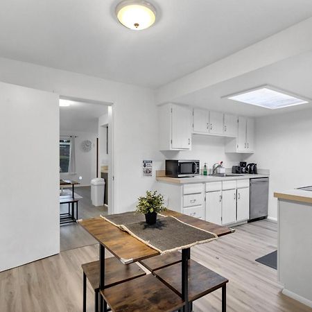 Central Bellevue House المظهر الخارجي الصورة