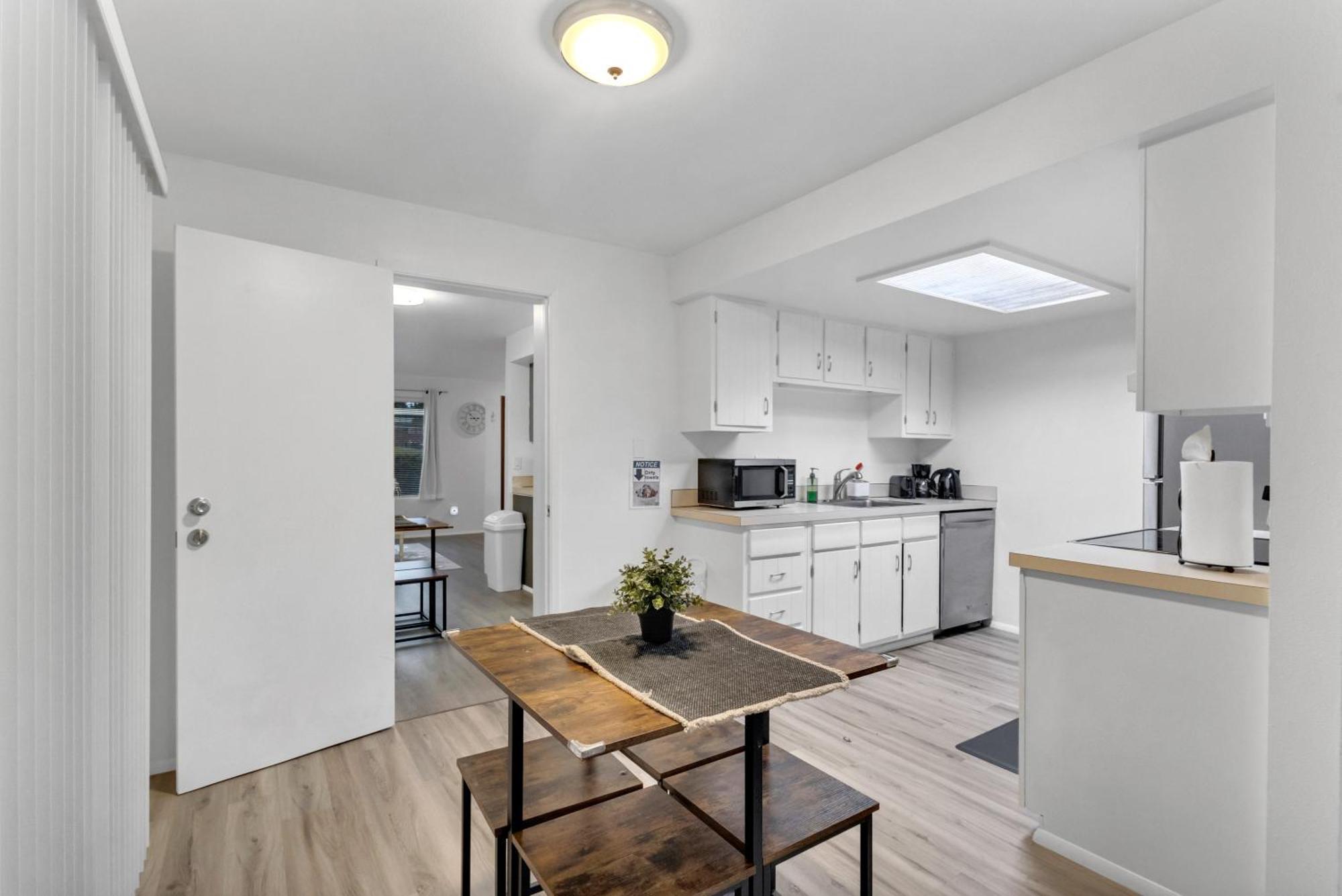 Central Bellevue House المظهر الخارجي الصورة