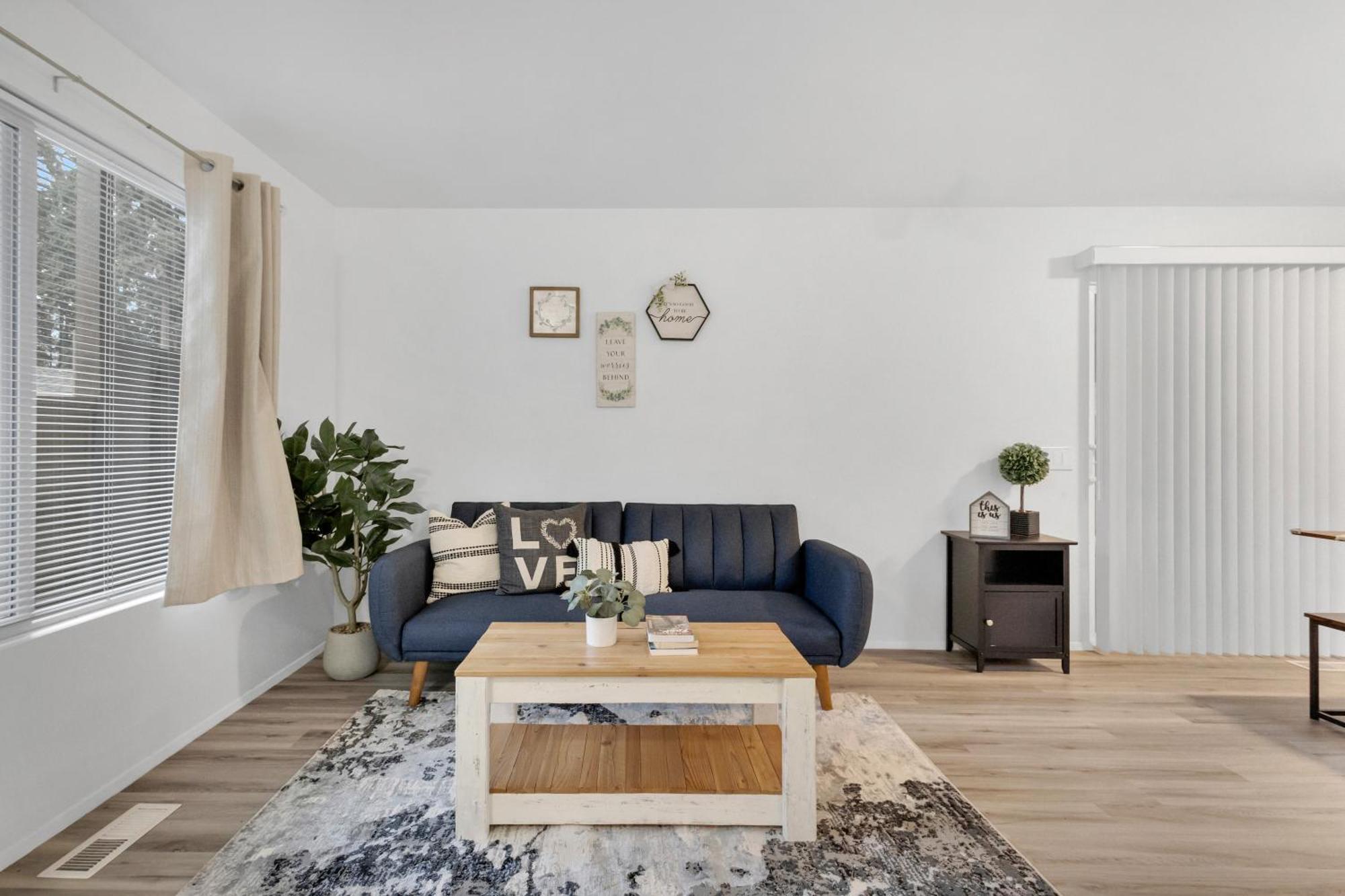Central Bellevue House المظهر الخارجي الصورة